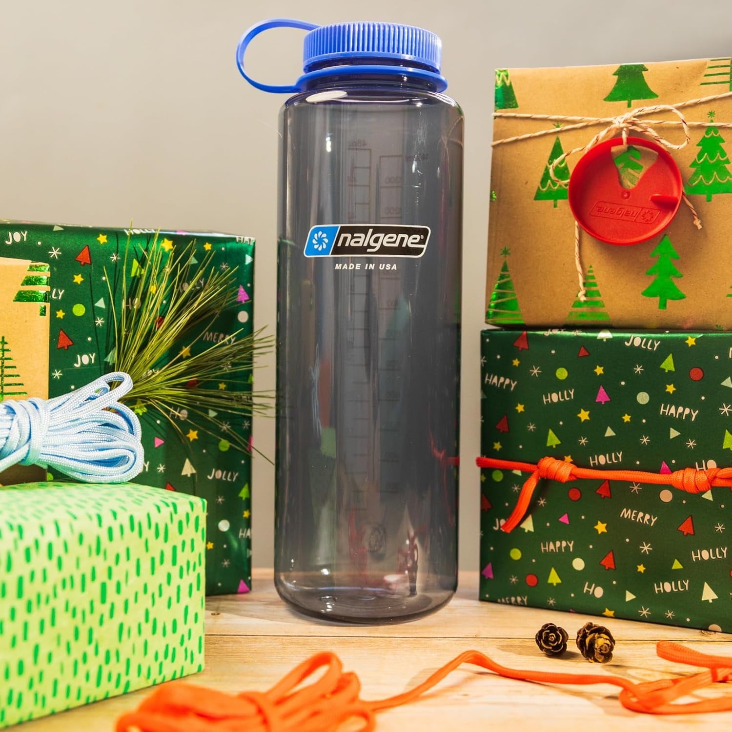 Nalgene Sustain Tritan BPA-Free Water  Made with Material Derived from 50% Plastic Waste (using ISCC certified mass balance), 48 OZ, Wide Mouth, Aubergine - K0LR
