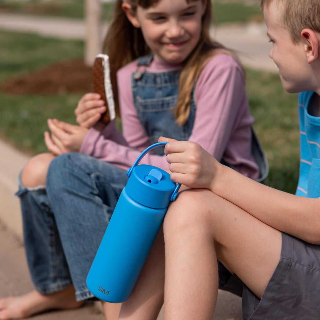 Simple Modern 18 fl oz Insulated Stainless Steel Summit Wide Mouth Water Bottle with Handle and Straw Lid|Black and White Checkmate - AUOG