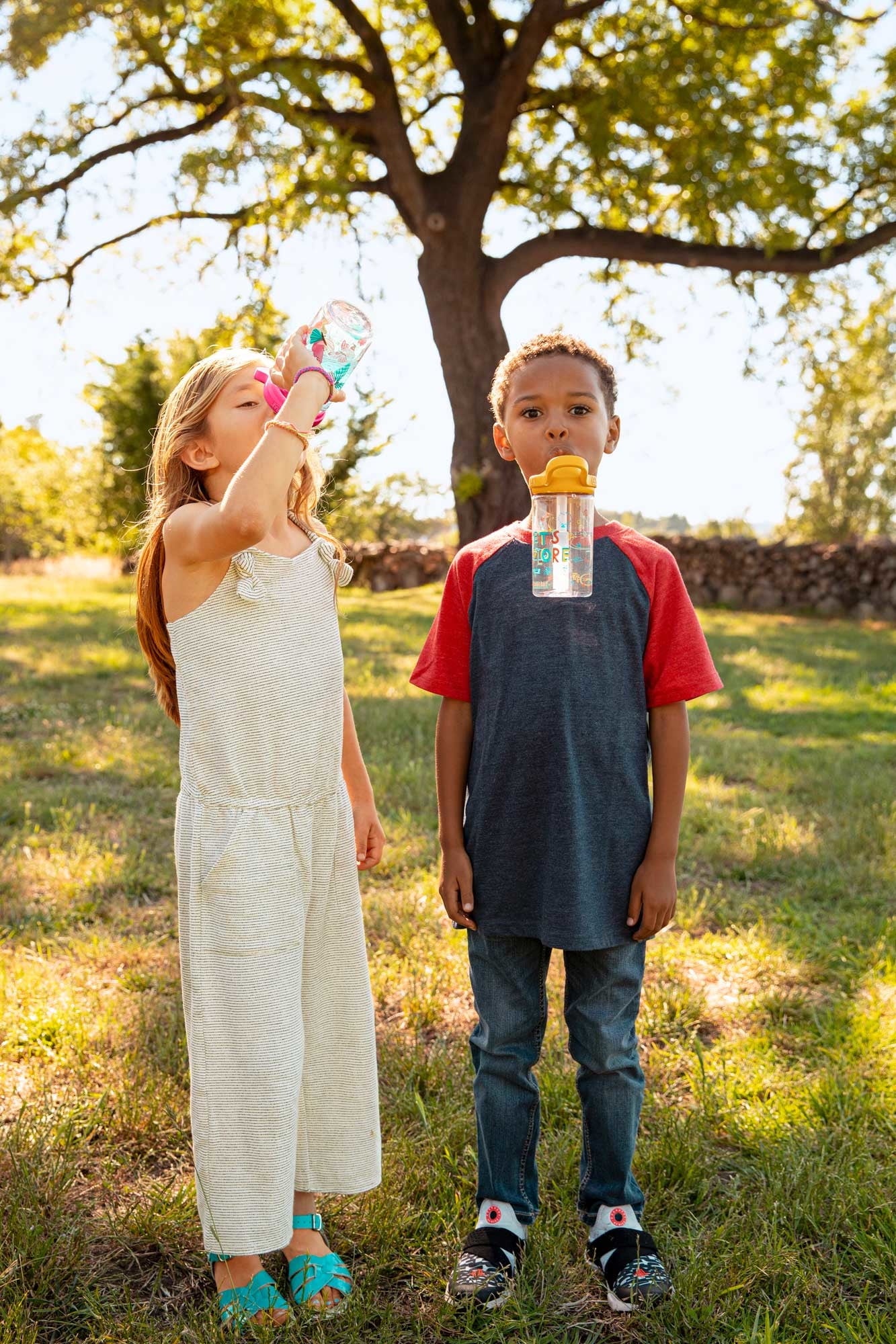 Camelbak Thrive™ Flip Straw Kids 14oz Bottle, Sharks and Rays - KMZK