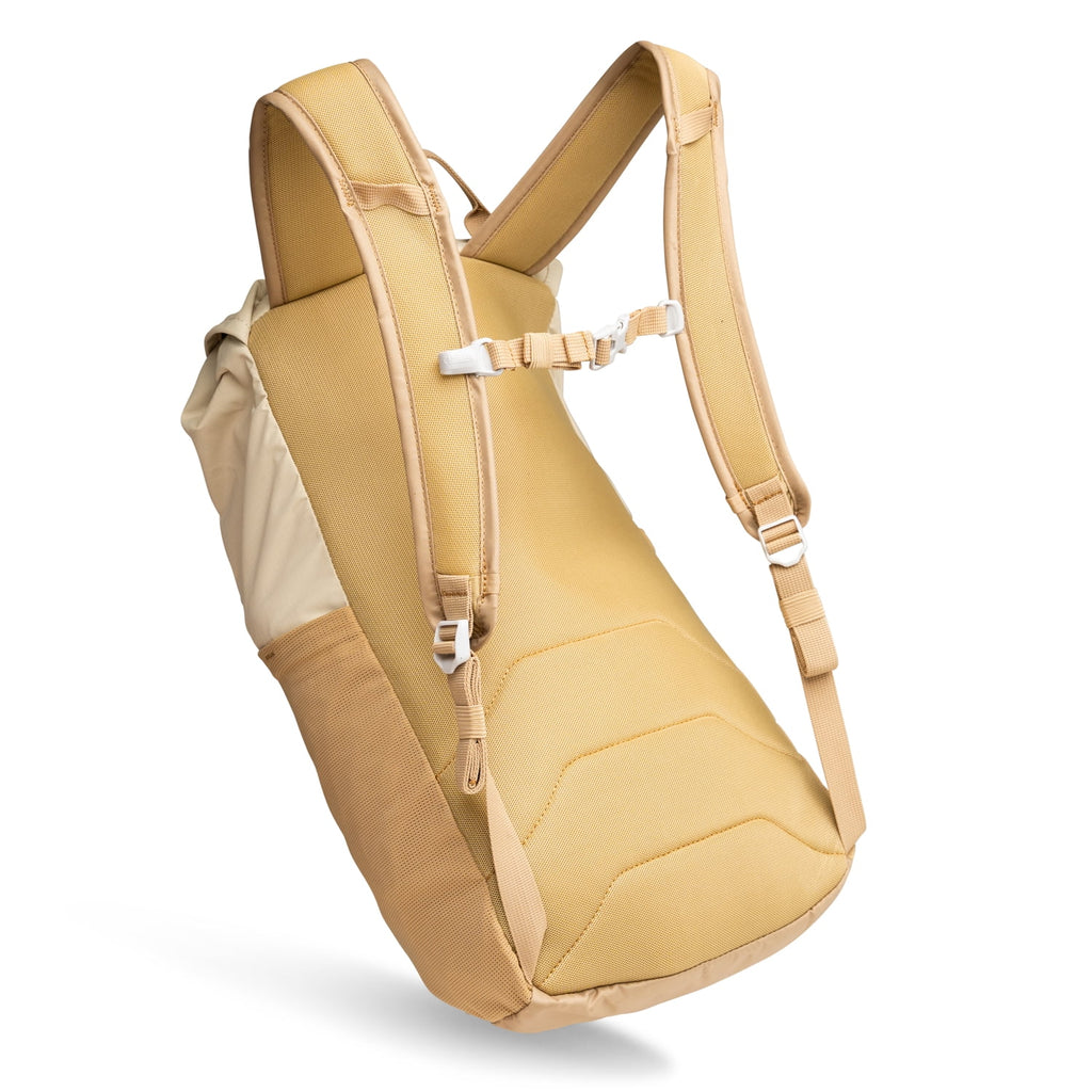 CamelBak Arête™ 18 Hydration Pack 50 oz, Canyon Clay - JAD7