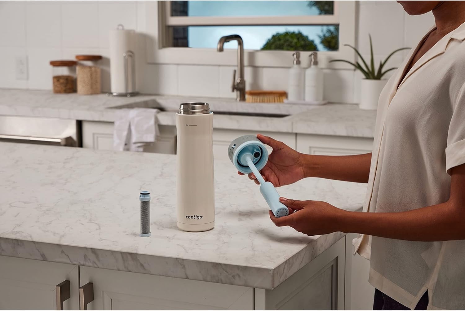 Contigo 24 oz. Wells Chill Stainless Steel Filter Water Bottle - Salt - MJSI